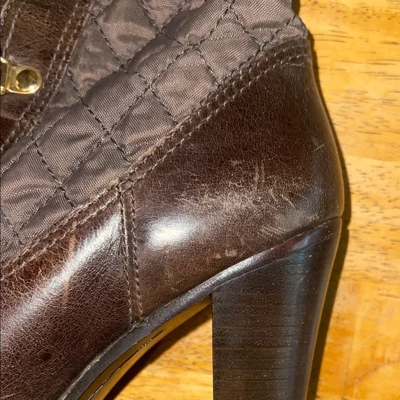 Michael Kors Leather & Quilted Heeled Boots with removable Cuff - Picture 10 of 14